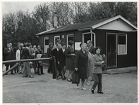 1972-1038 Het archiefpersoneel brengt een bezoek aan het museum voor de IJsselmeerpolders in Schokland.