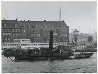 1973-1148 Vlootschouw van binnenvaartschepen ten gevolge van het regeringsjubileum van koningin Juliana.