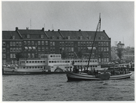 1973-1149 Vlootschouw van binnenvaartschepen ten gevolge van het regeringsjubileum van koningin Juliana.