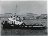 1973-1153 Vlootschouw van binnenvaartschepen ten gevolge van het regeringsjubileum van koningin Juliana.