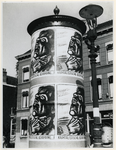 1977-3130 Reclamezuil met nationaalsocialistische affiches en propaganda getiteld: Kapitalistische Bevrijding...! ...
