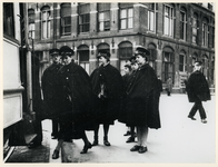 1977-3730 Vrouwelijke postbestellers bij de PTT (Post-, Telegraaf-en Telefoondienst) in Den Haag tijdens de ...