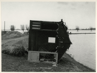 1977-3883 Een combinatie van zeer zware storm en springvloed veroorzaakt een watersnoodramp in Zeeland en delen van ...