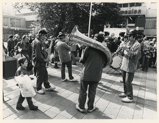1978-3135 Optreden van het blaaskapel ter gelegenheid van het jubileum.