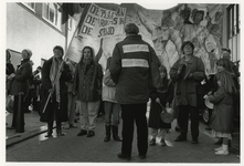 1989-316 Vertrek van de demonstratie uit de Gouvernestraat ter gelegenheid van Internationale Vrouwendag.