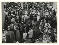 1990-673 In De Doelen wordt de grootste poppenbeurs van Europa gehouden.