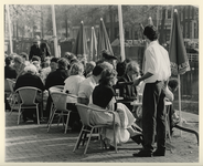 1991-1426 Het terras van restaurant 't Ouwe Bruggetje aan de Voorhaven in Delfshaven