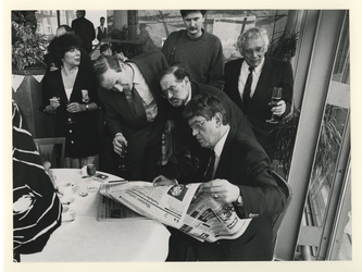 1991-2294 Burgemeester Peper, oud-directeur Avondbladen Combinatie Rotterdam, Verschoor en de Commissaris van de ...