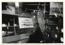 1993-3106 Opening van de Cinemarkt in de Kunsthal tijdens het Film Festival Rotterdam.