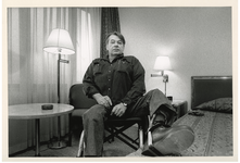 1993-3111 Regisseur Stephen Dwoskin in het Hilton Hotel tijdens het Film Festival Rotterdam.