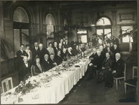 XXXIII-337 Diner in de sociëteit van de Rotterdamsche Diergaarde van het Doofstommeninstituut ter gelegenheid van het ...