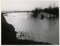 XXXIII-869-05-11 Een combinatie van zeer zware storm en springvloed veroorzaakt een watersnoodramp in Zeeland en delen ...