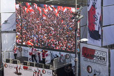 18 Podium voor het Stadhuis op de Coolsingel ter gelegenheid van de huldiging van Landskampioen Feyenoord 2016-2017. ...