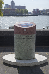 2022-12 Indisch Straatsieraad, een monument ter herdenking van het einde van WOII in Nederlands-Indië op 15 augustus ...