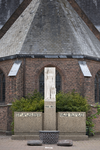 2022-72 Oorlogsmonument ter nagedachtenis aan de oorlogsslachtoffers in IJsselmonde. Het monument bevindt zich aan de ...